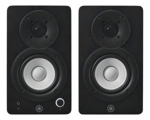 Monitores Activos Yamaha Hs3b 52w El Par Color Negro